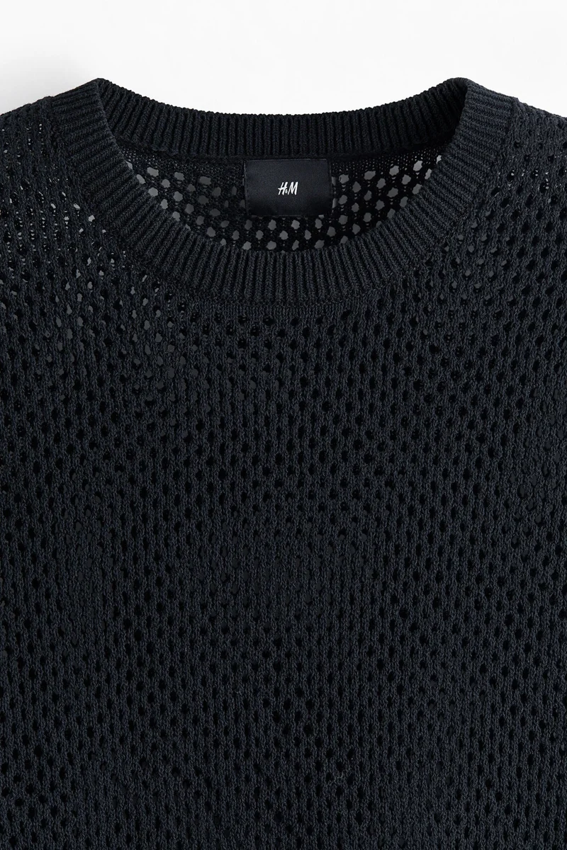 اتش اند ام فيست توب محبوكة بقصّة واسعة